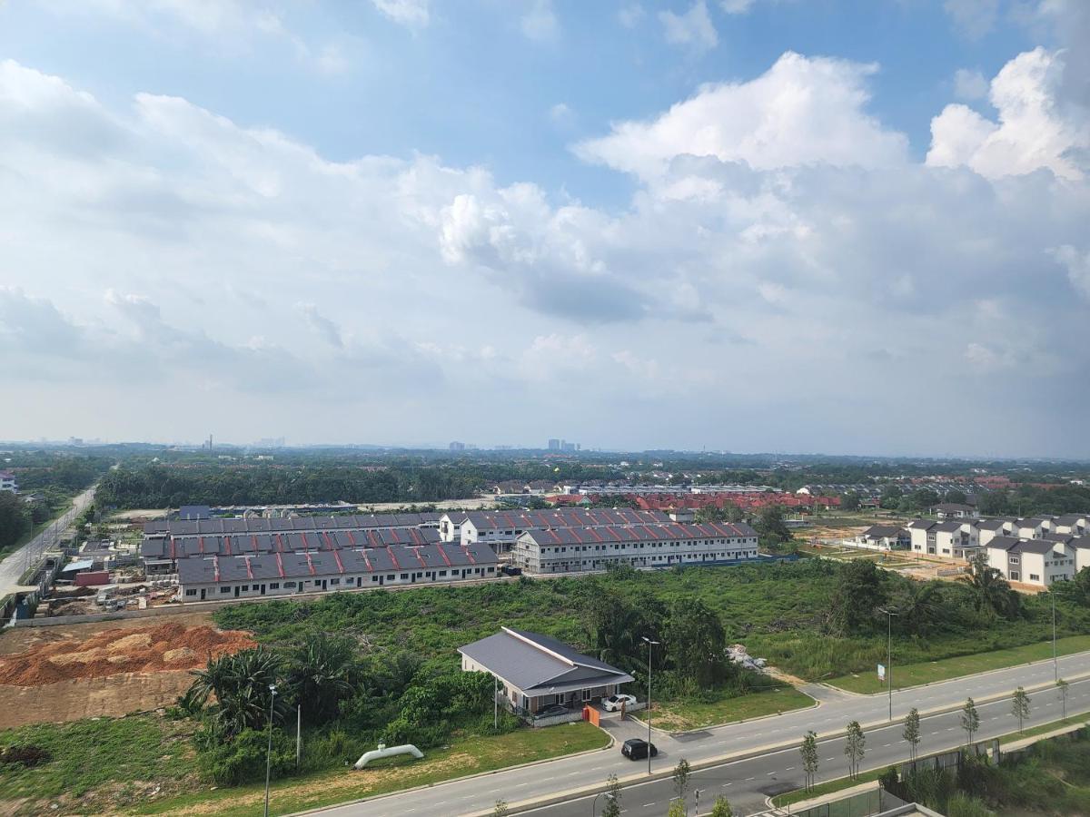 Apartament Netflix Panda House 3B2R Rimbayu Kota Kemuning With Atari Games Teluk Panglima Garang Zewnętrze zdjęcie